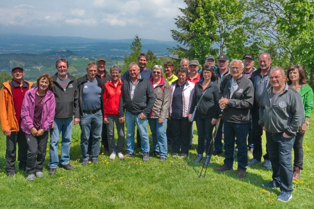 Galerie SKV-Verschiedene Fotos 2019 - Bild mit Wandergruppe