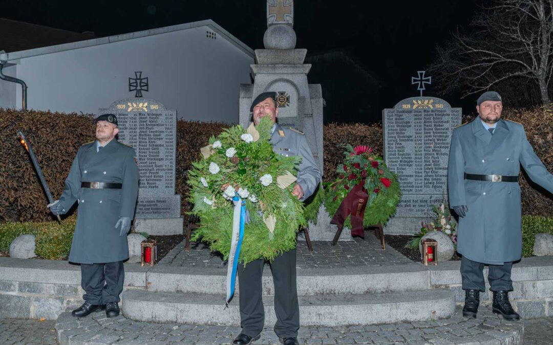 Volkstrauertag 2025 in Hintereben